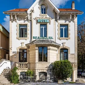 https://hotel-beausoleil-montelimar.hotels-rhonealpes.com